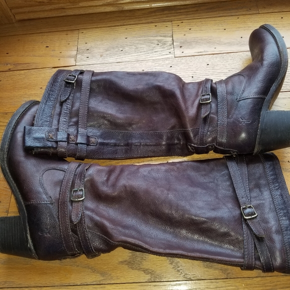 Frye boots with straps & buckles broken in! - Picture 12 of 16